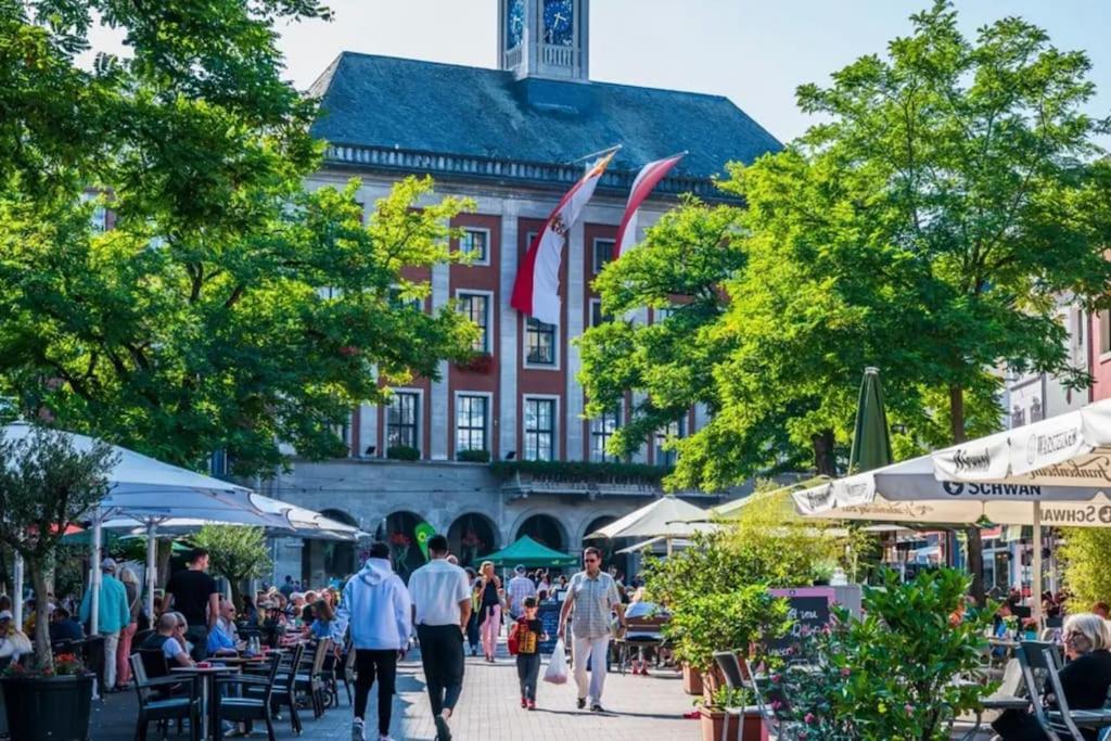1 Og Direkt An Der Laga 2026 - Moderne Stadtwohnung Am Neusser Markt! מראה חיצוני תמונה